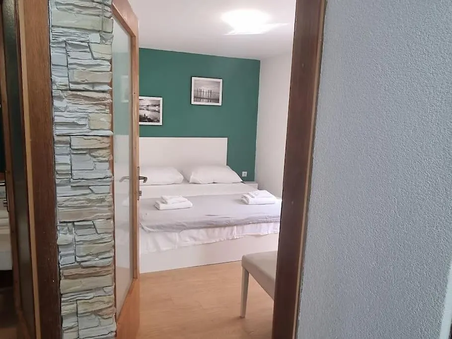 Evala Apartment Split
