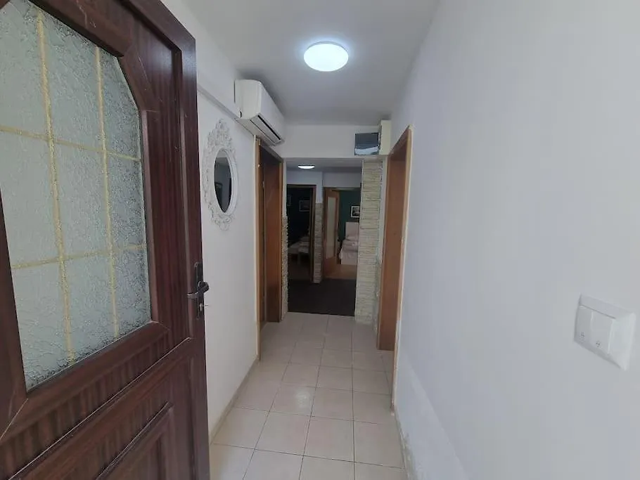 Evala Apartment Split