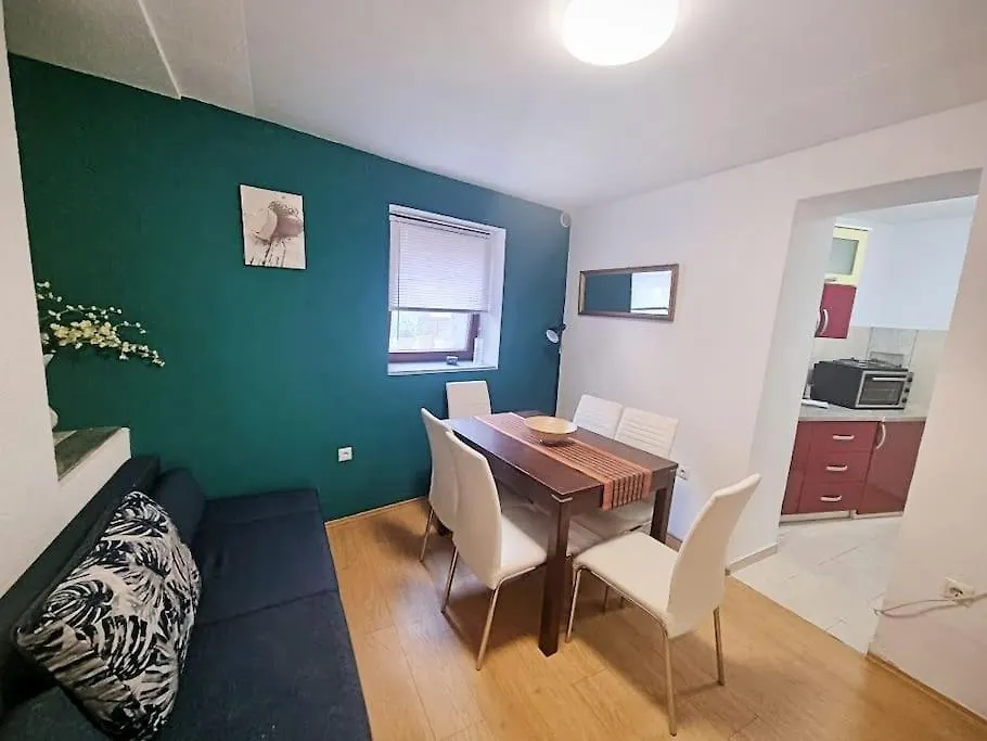 Evala Apartment Split 0*,